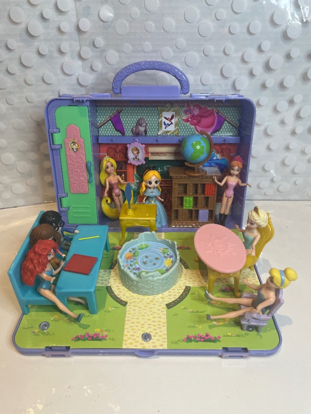 Disney Portable 👑Princess Classroom Playset